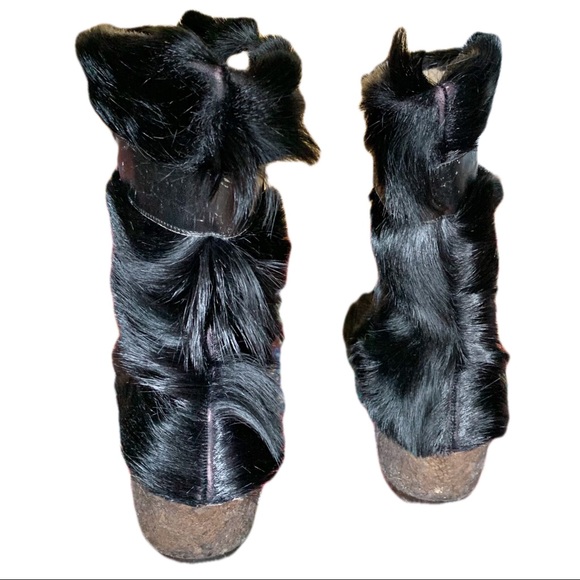 70's Black Goat Fur Yeti Boots 6.5/7 Go-go boots - Picture 5 of 16
